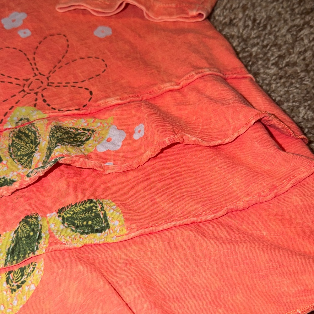 Jess & Jane ruffled layer-look floral dragonfly 3/4 sleeve top (L) EUC! - Picture 4 of 14